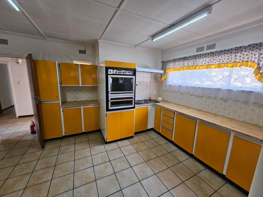 5 Bedroom Property for Sale in Sasolburg Ext 12 Free State